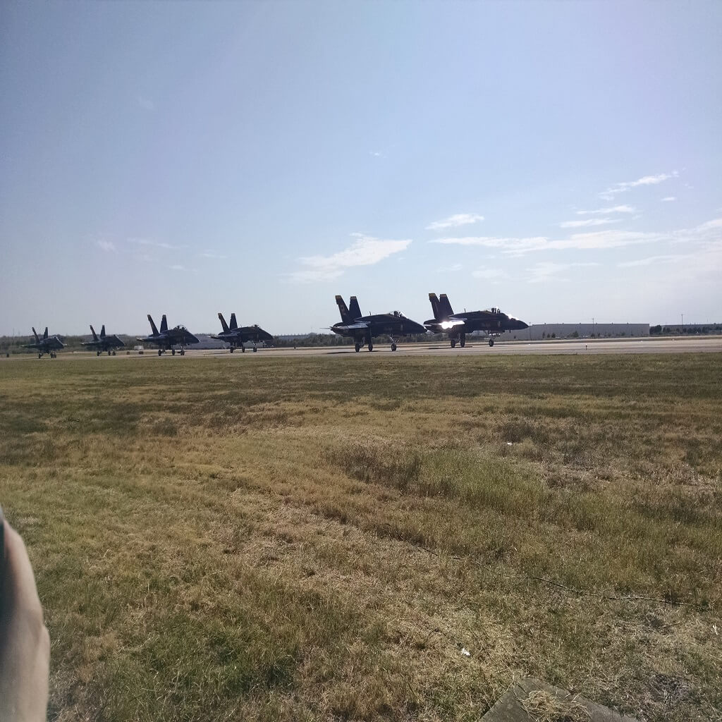 blue angels F18s taxiing